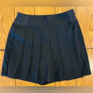 Athleta Endless Pleated Skort, black, size 4